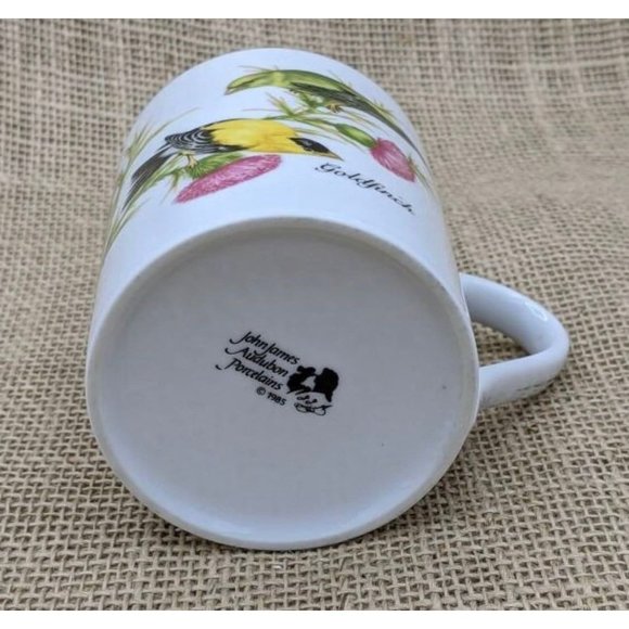 Goldfinch with Thistles Mug, Bone China Mug with Birds, John James Audubon. - Picture 7 of 8